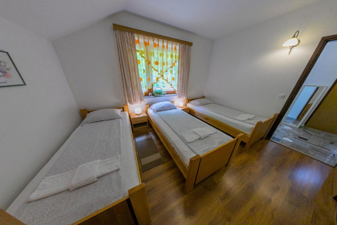 Apartments Oeneus Racic Dış mekan fotoğraf