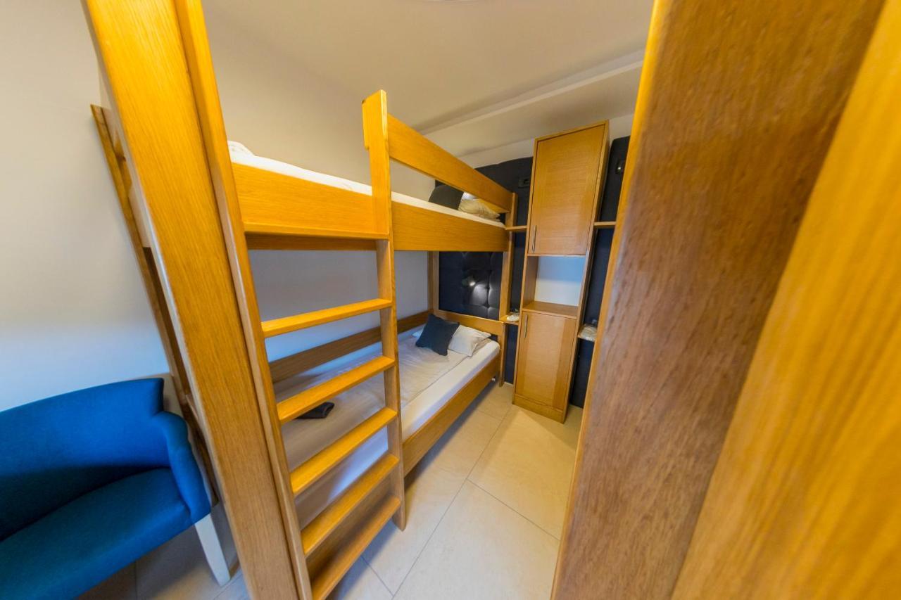 Apartments Oeneus Racic Dış mekan fotoğraf