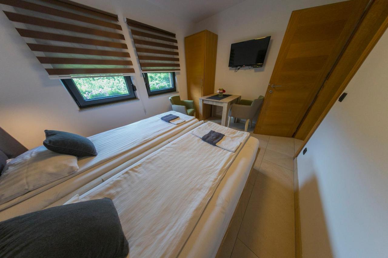 Apartments Oeneus Racic Dış mekan fotoğraf