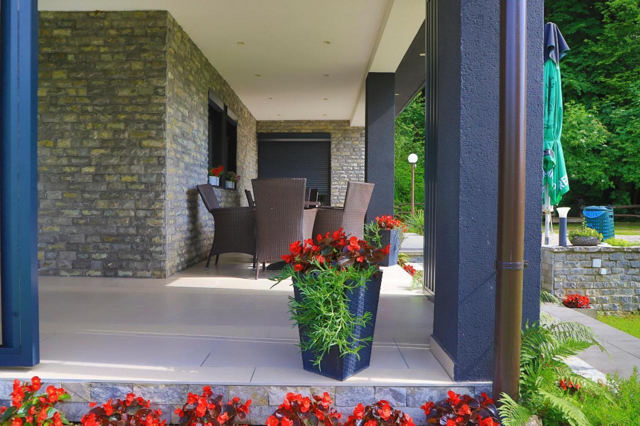 Apartments Oeneus Racic Dış mekan fotoğraf